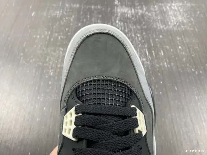 4 (2013) Retro Jordan Pack 626969-030 Fear 0526